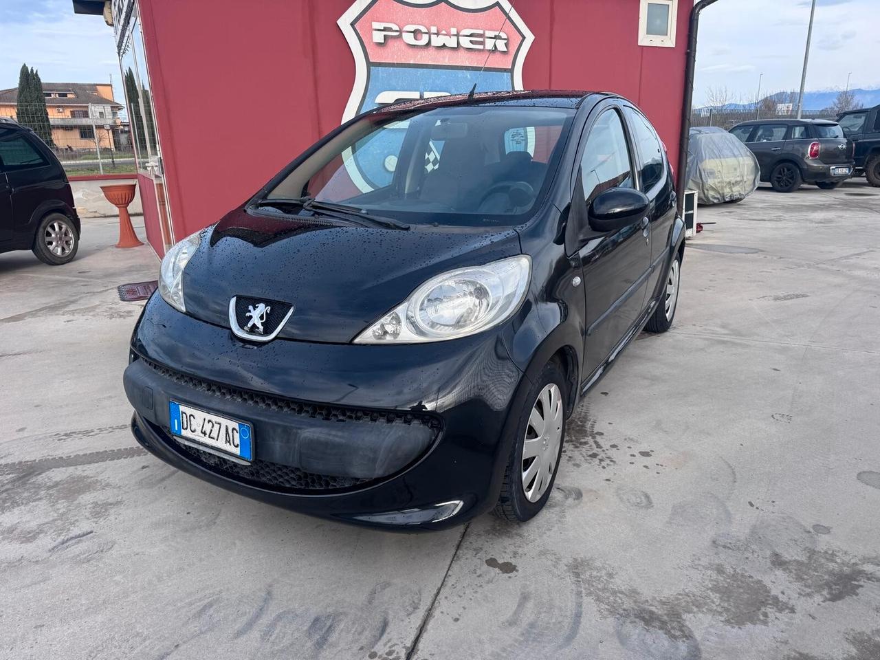 Peugeot 107 1.4 HDi 5p. Plaisir