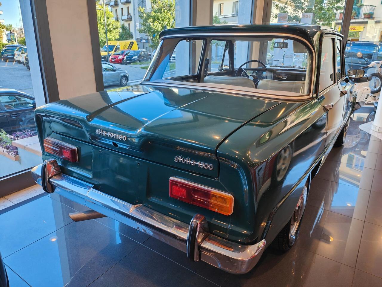 Alfa Romeo Giulia 1300