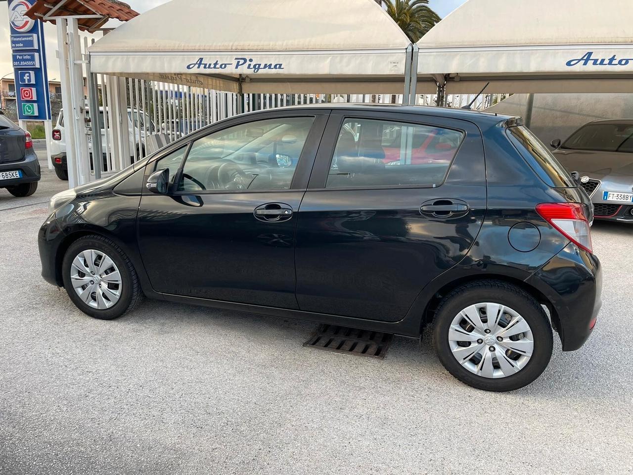 Toyota Yaris 1.4 D-4D 5 porte Lounge navi