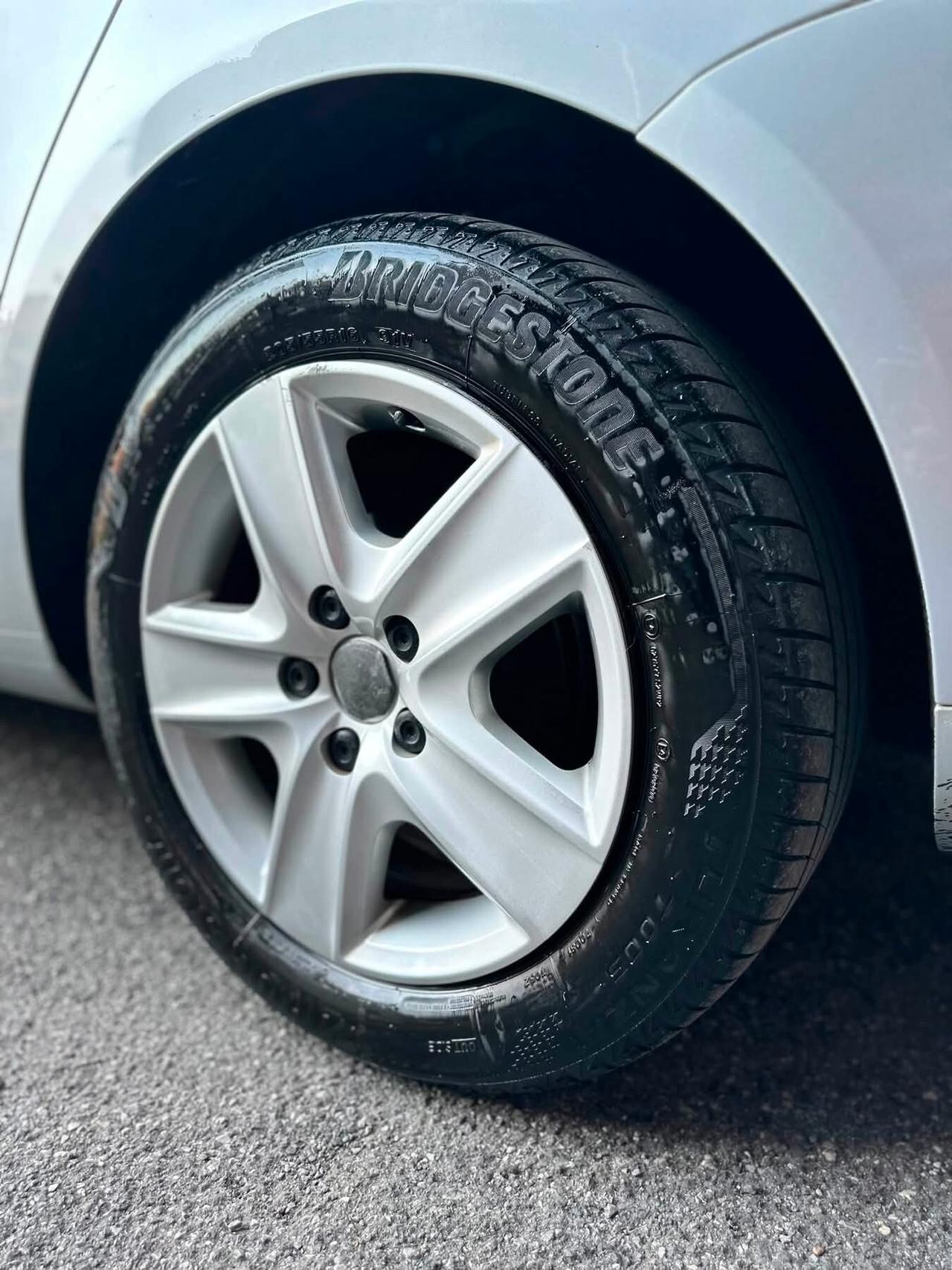 Volkswagen Golf Variant 1.6 TDI DPF Comfortline