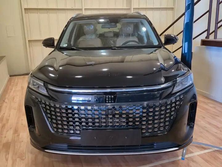 NUOVO DFSK E5 1.5 PHEV