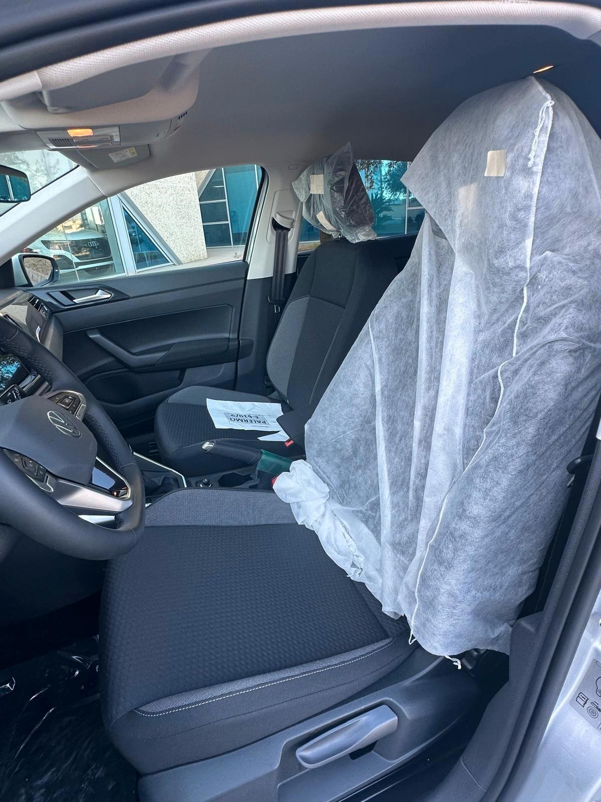 Volkswagen Polo 1.0 Edition Plus - possibilità noleggio no scoring