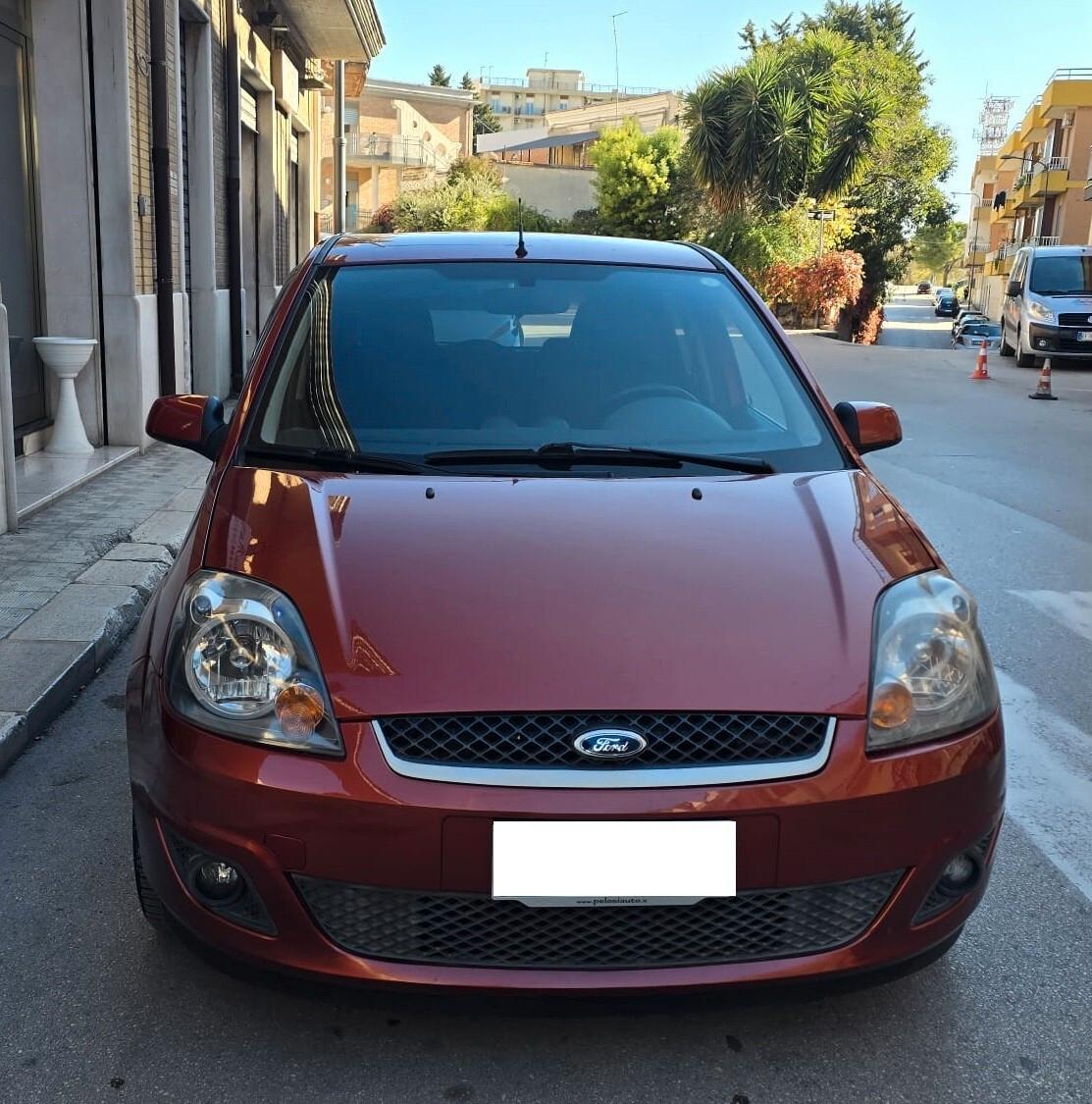 Ford Fiesta 1.4 TDCi 5p. Ghia