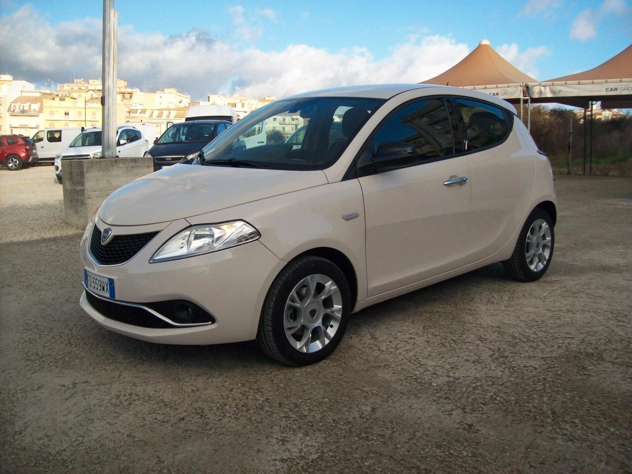 LANCIA YPSILON 1.3 MTJ CV.95 S&S GOLD "2016"
