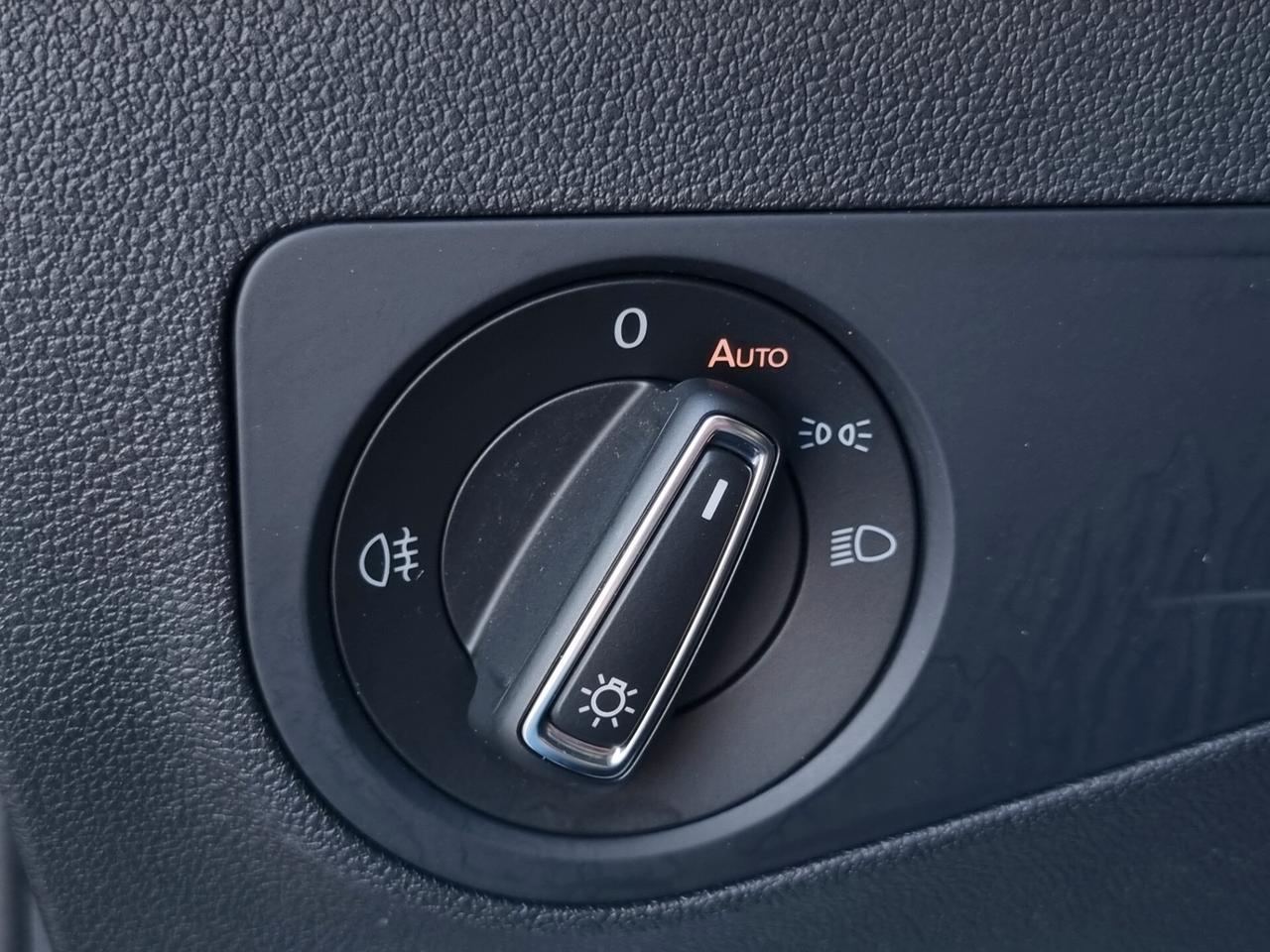 Volkswagen Tiguan II 2021 2.0 tdi Life 122cv