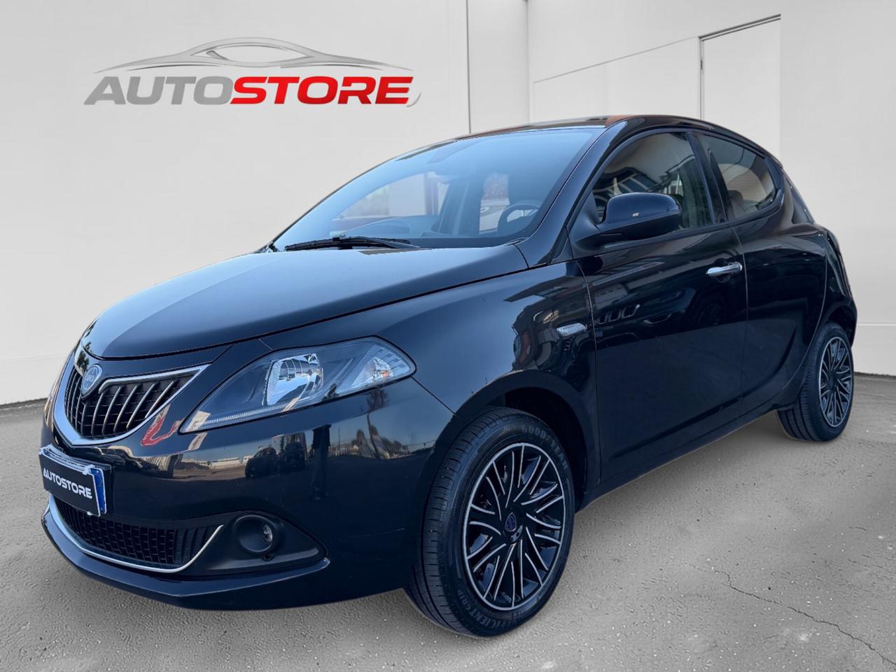 Lancia Ypsilon 1.0 FireFly 5 p. Hybrid Gold