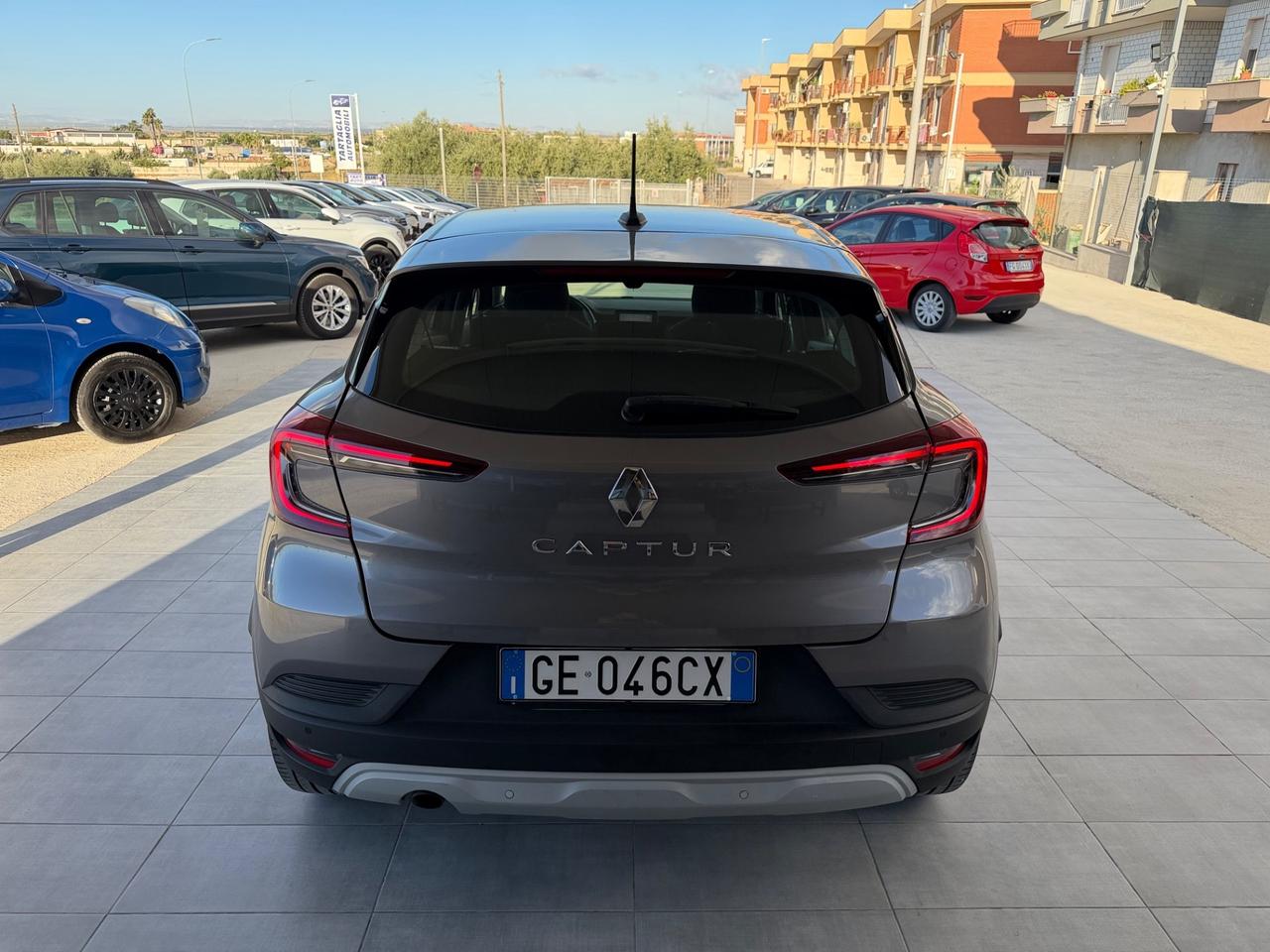 Renault Captur Blue dCi 115 CV EDC Initiale Paris