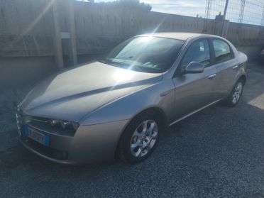 Alfa Romeo 159 1.9 JTDm Distinctive
