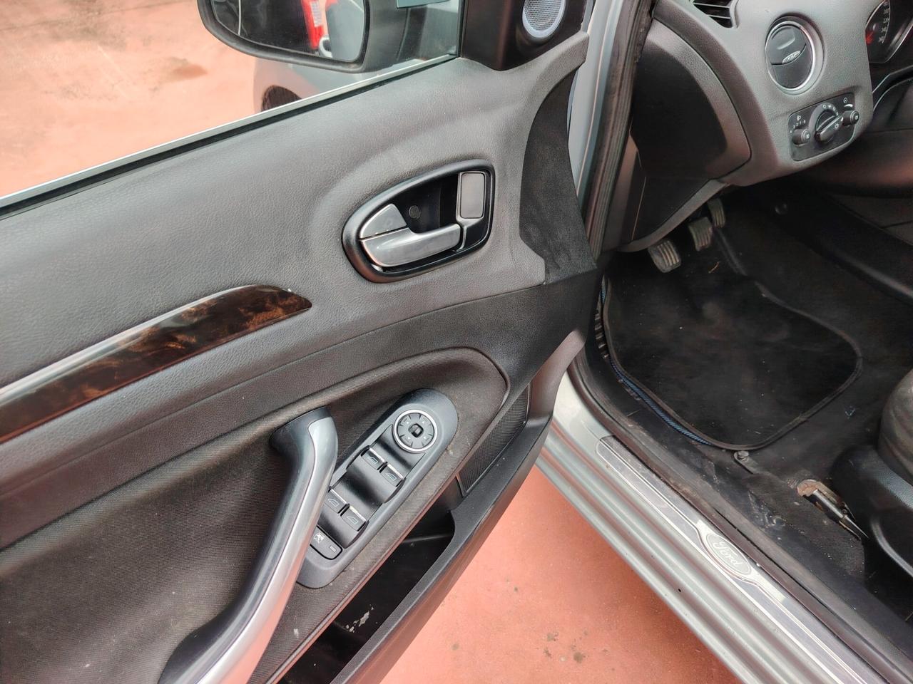 Ford Mondeo 1.8 TDCi 125 CV Statio Wagon Ghia