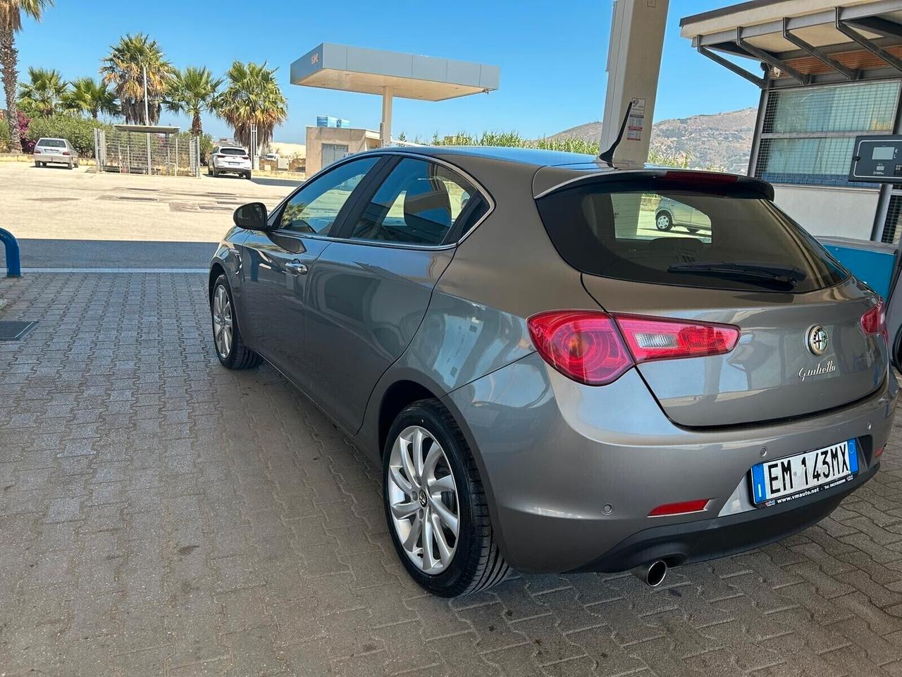 Alfa Romeo Giulietta 1.6 JTDm-2 105 CV Distinctive
