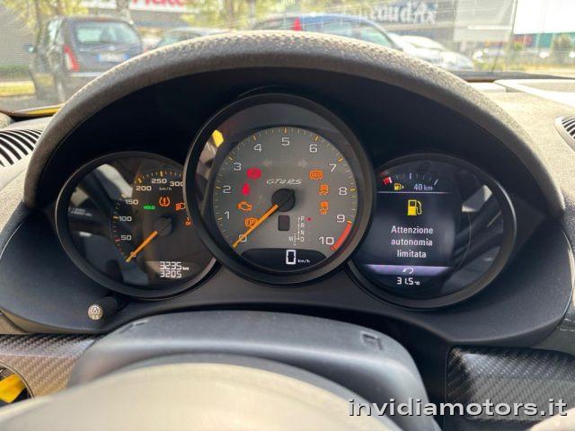 PORSCHE 718 GT4 RS Pack Weissach