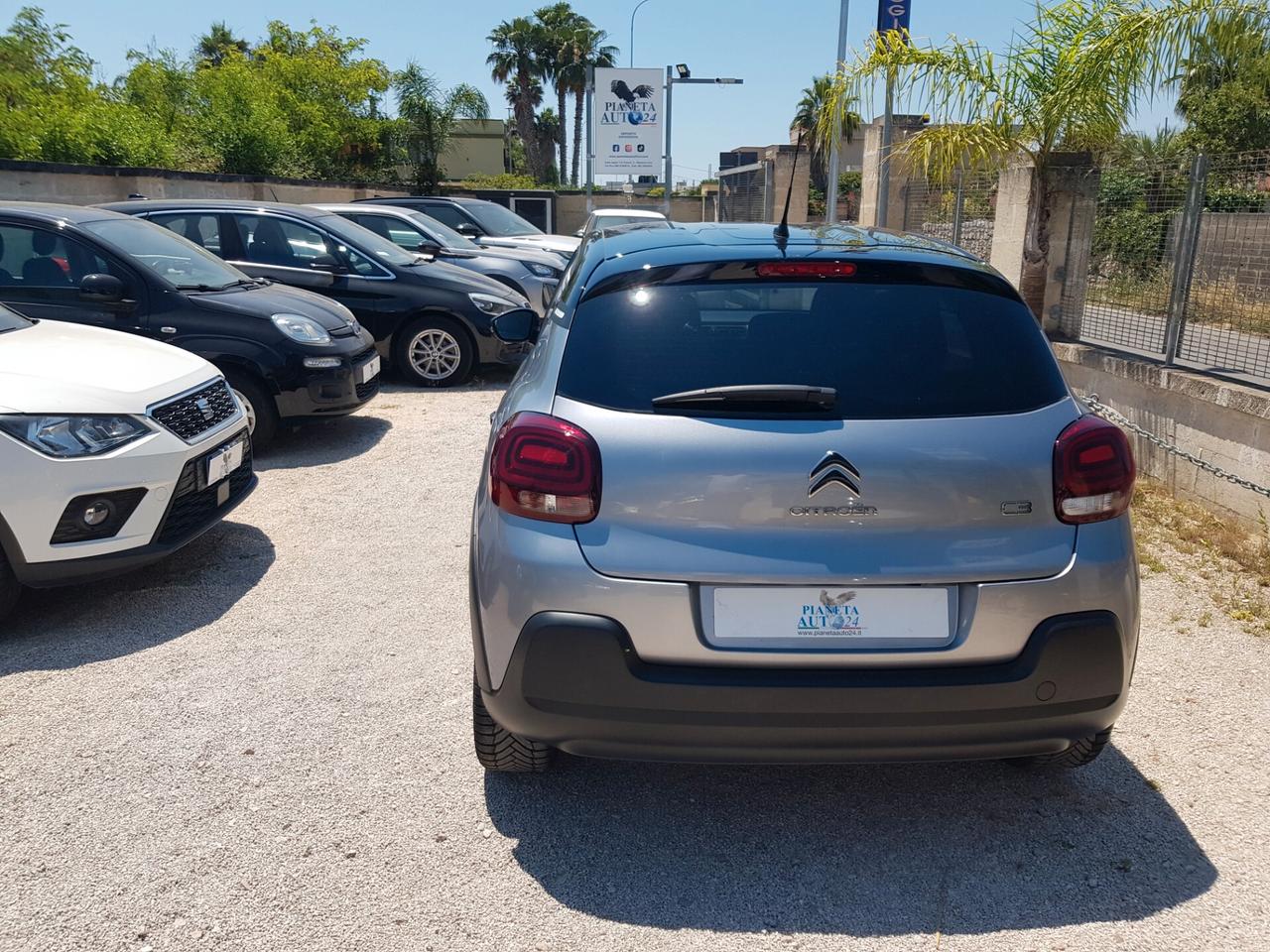 Citroen C3 Shine 1.2b 82cv Navy Led Rcam Cer.17'