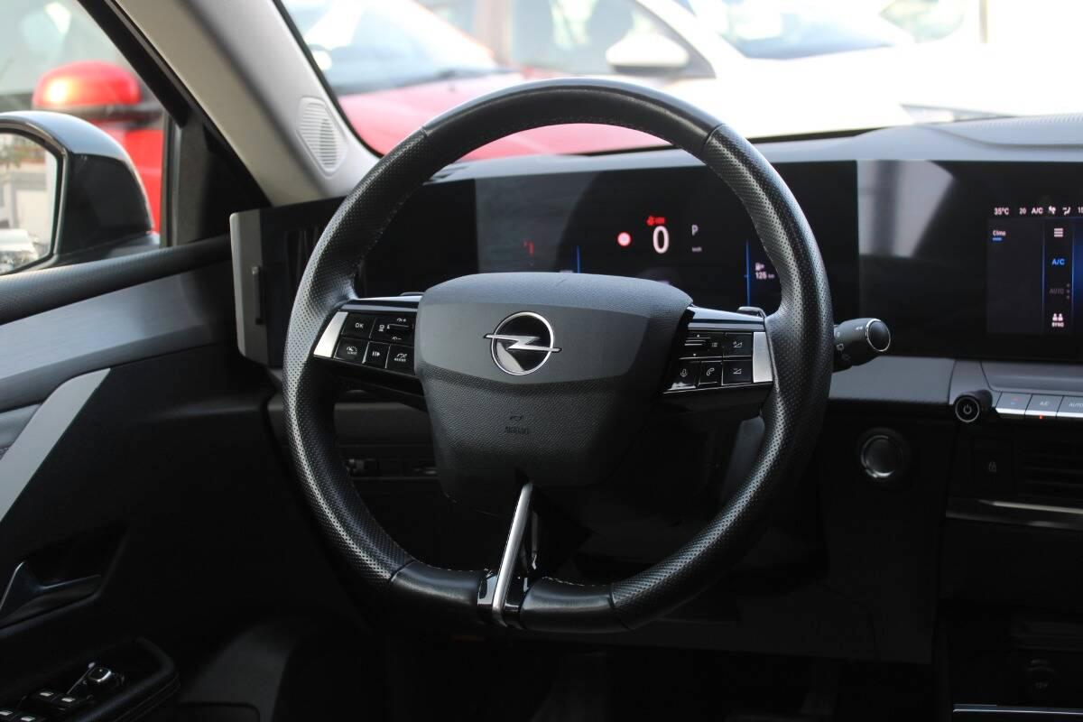 Opel Astra 1.2 t Elegance s&s 130cv AUTO con CAM e CarPlay