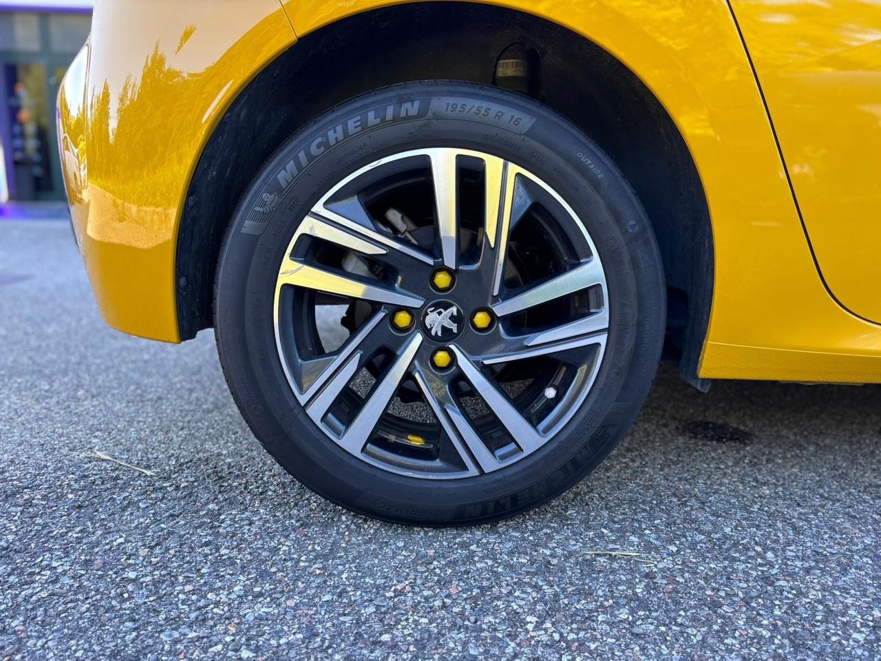 Peugeot 208 PureTech 100 Stop&Start EAT8 5 porte Active Pack