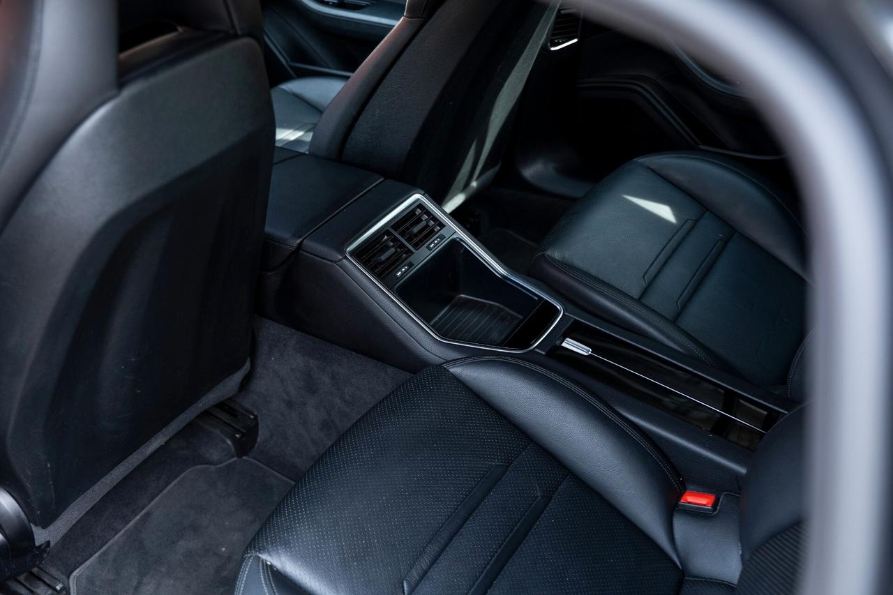 Porsche Panamera 2.9 4