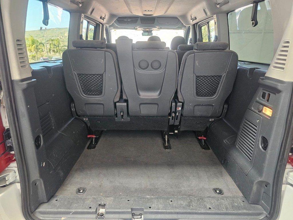 Peugeot Expert Tepee 2.0 HDi125CV Vetrato9 POSTI 4X4 IVA COMPRESA