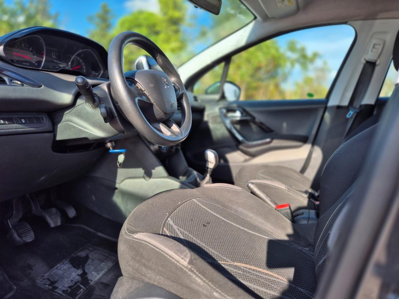 Peugeot 208 1.4 diesel 5 porte allure