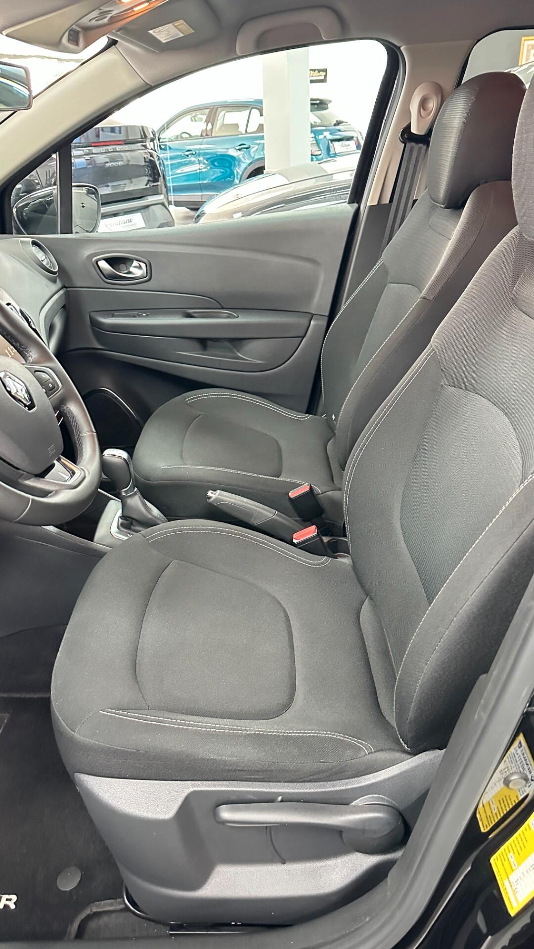 Renault Captur dCi 8V 90 CV EDC Sport Edition