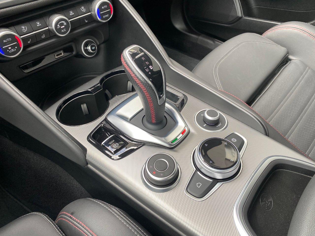 Alfa Romeo Giulia 2.2 t Competizione Q4 210cv auto Come Nuova!