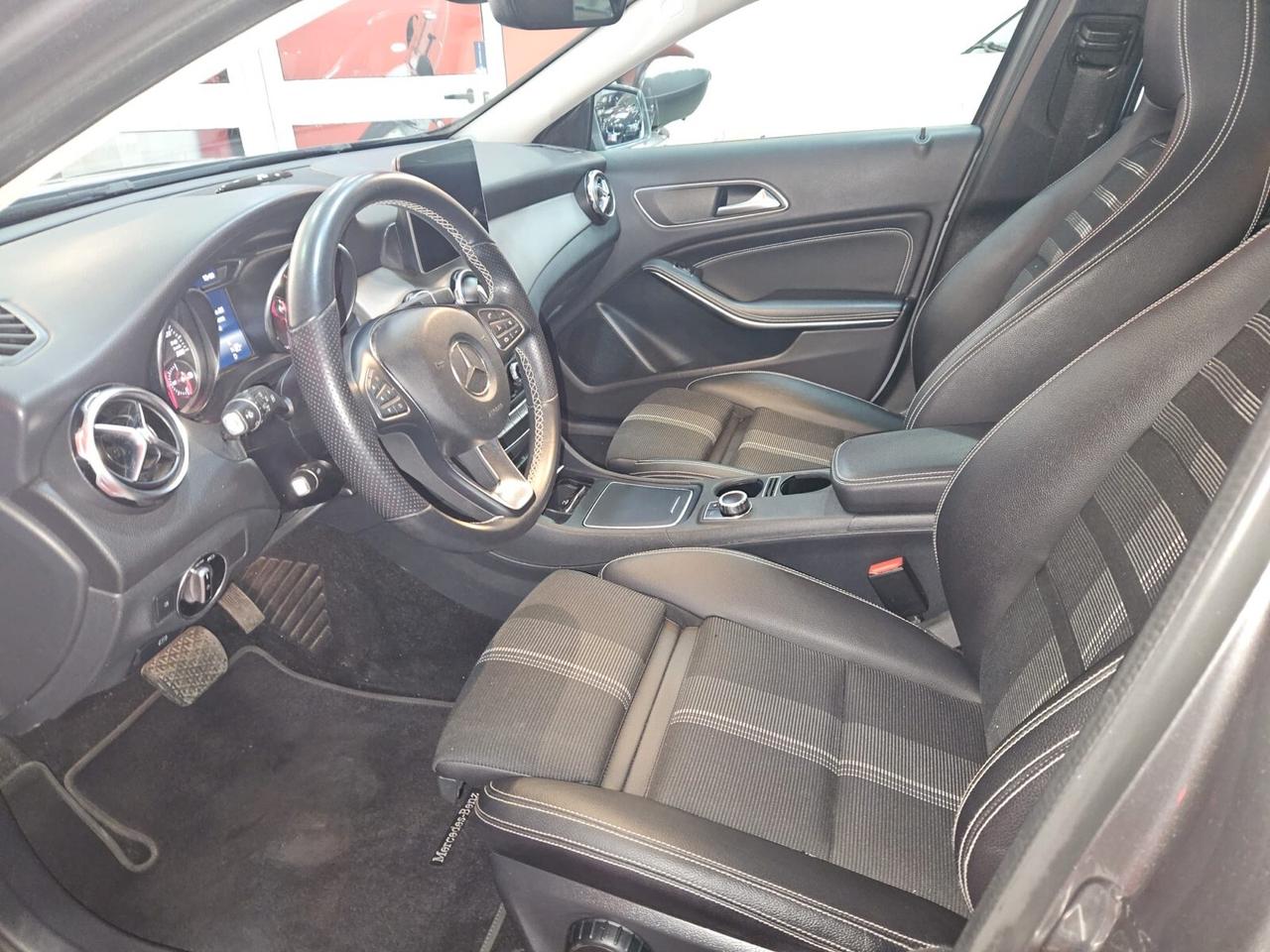 Mercedes-benz GLA 220 Automatic 4Matic Premium