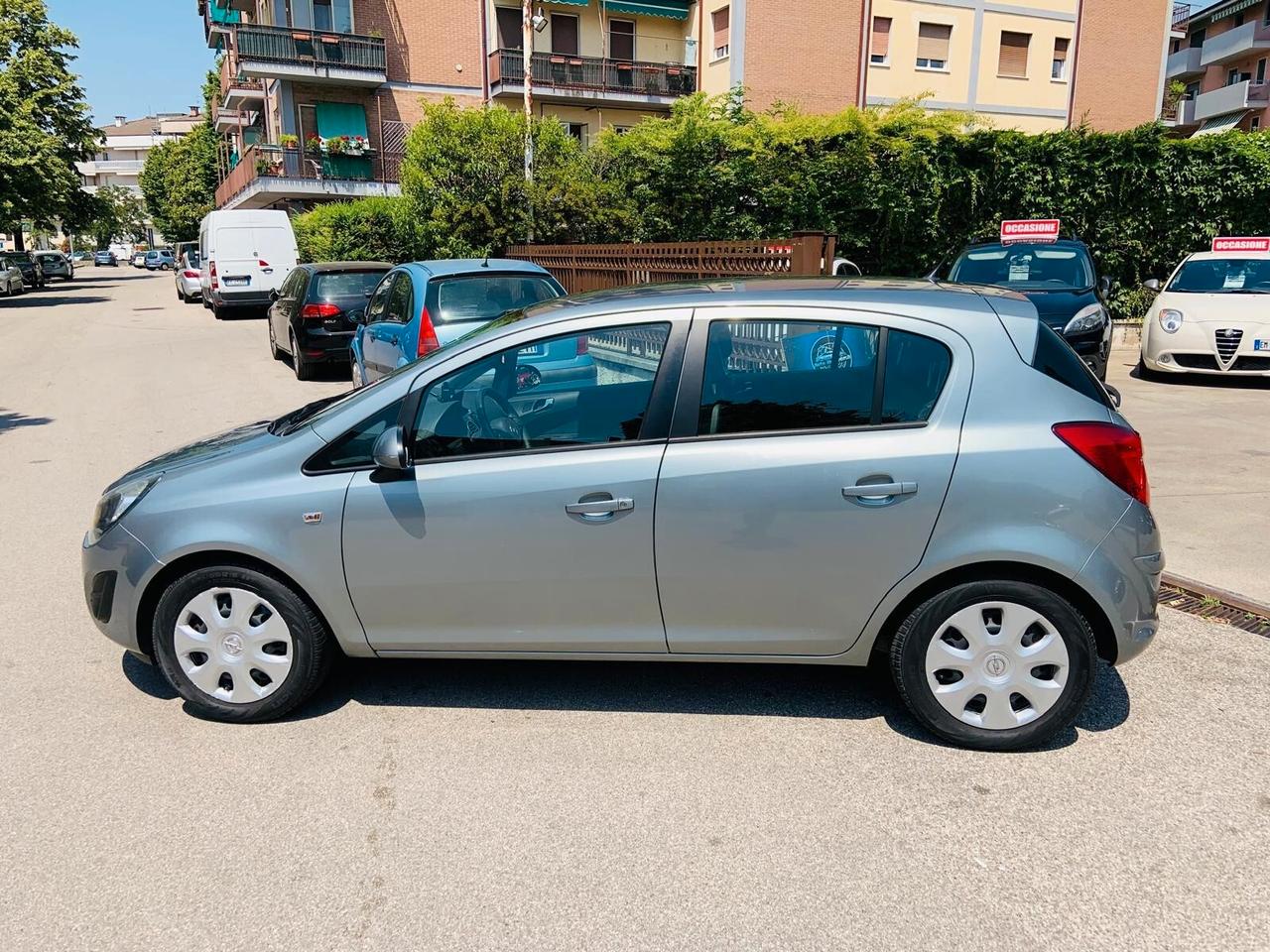 Opel Corsa 1.2 85CV 5 porte GPL-TECH Edition
