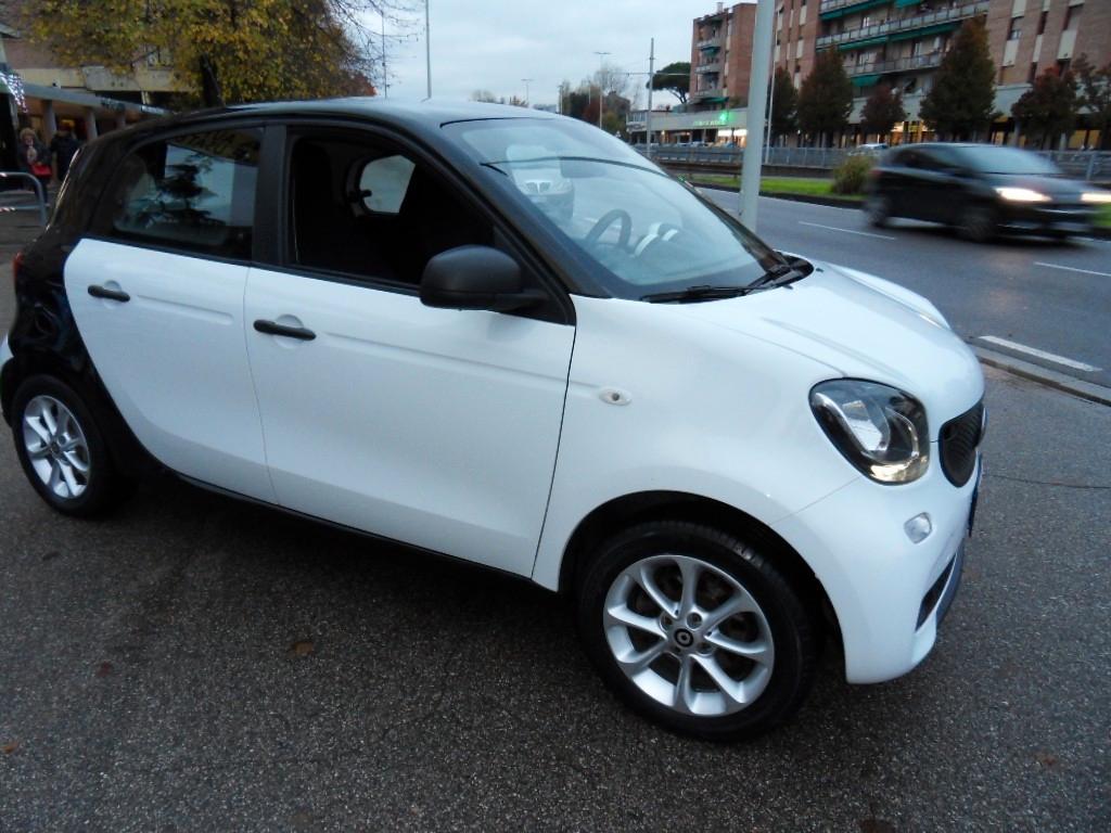 Smart ForFour 70 1.0 Youngster