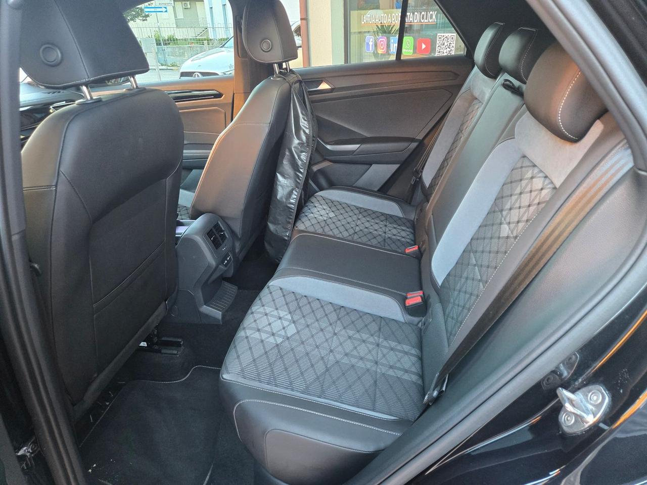 Volkswagen T-Roc 2.0 TDI R Line #50420
