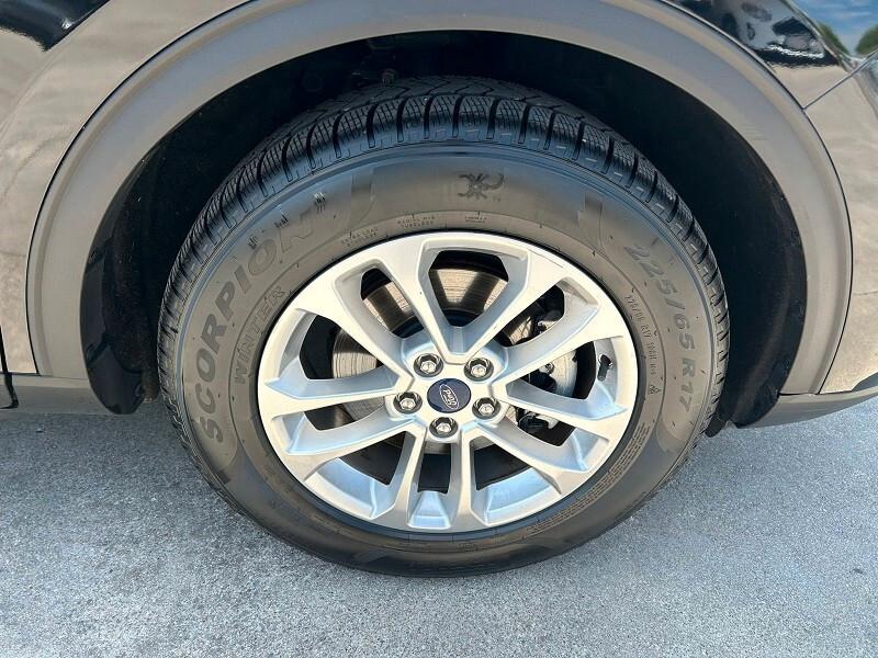 Ford Kuga 2.5 Full Hybrid 190 CV CVT 2WD Titanium Business