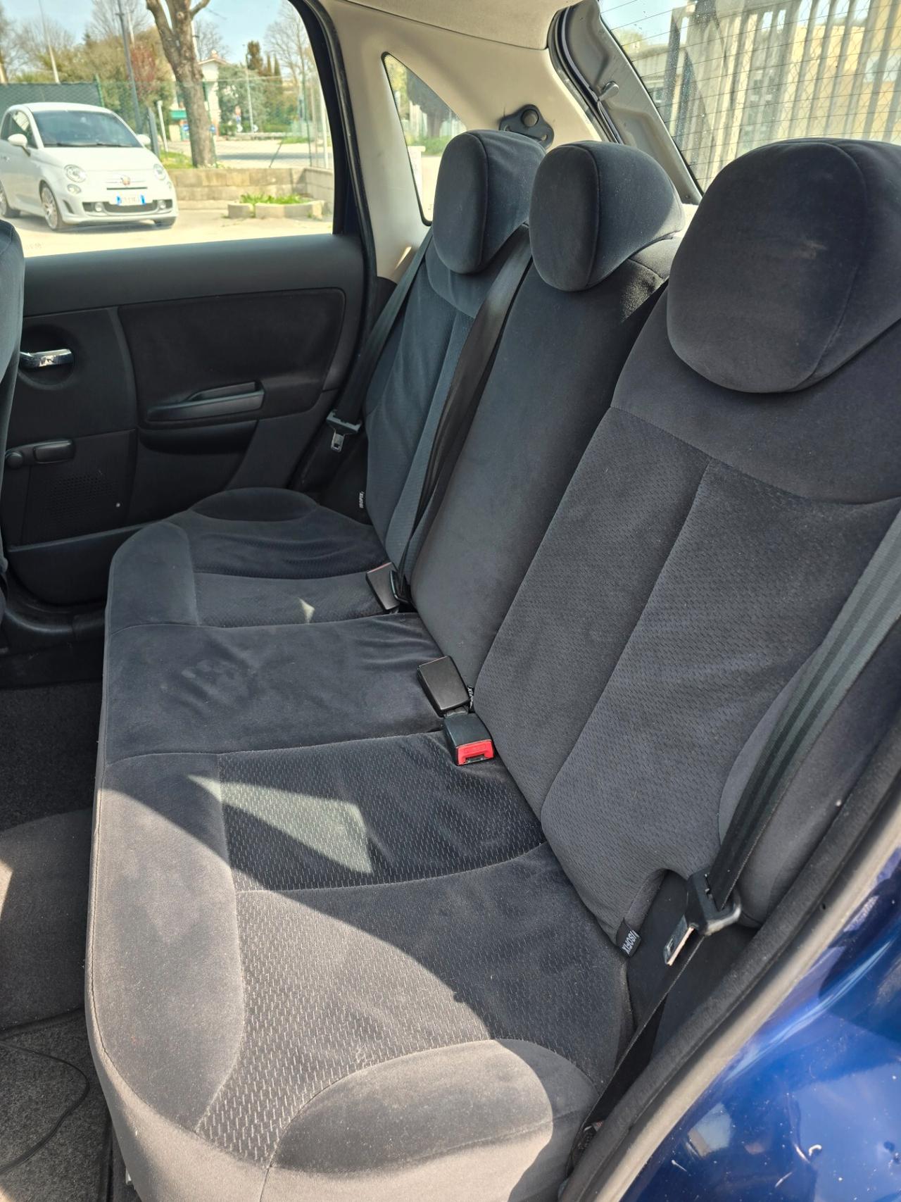 Citroen C3 Pluriel 1.4 HDi 70CV