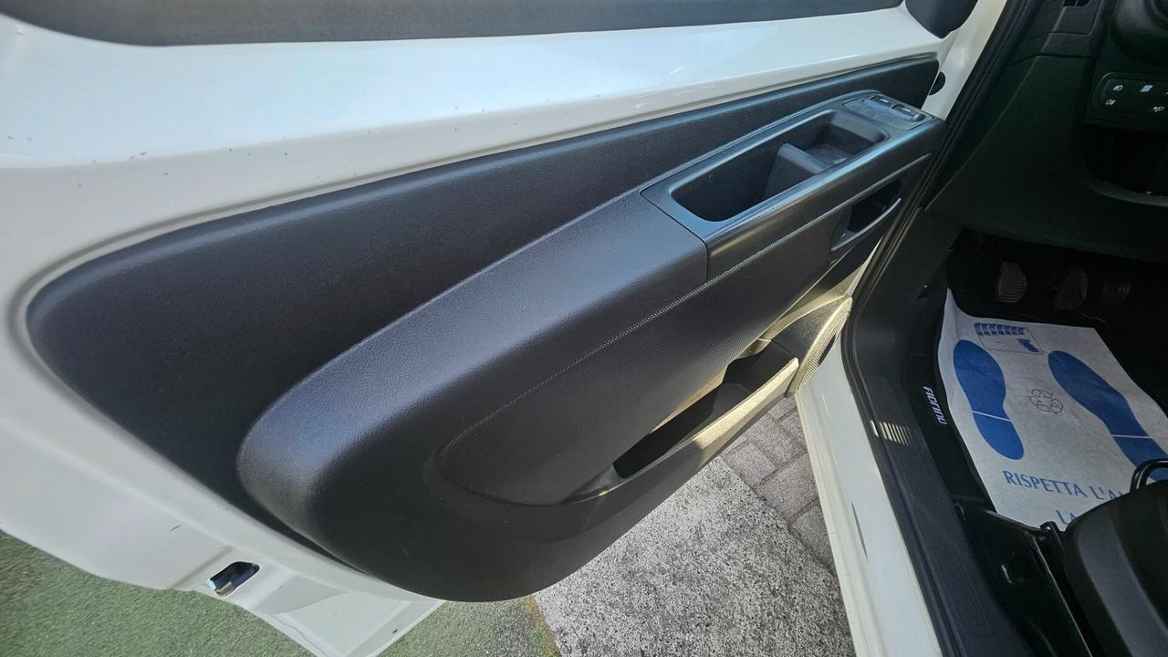 Fiat Fiorino 1.3 MJT 95CV Cargo SX