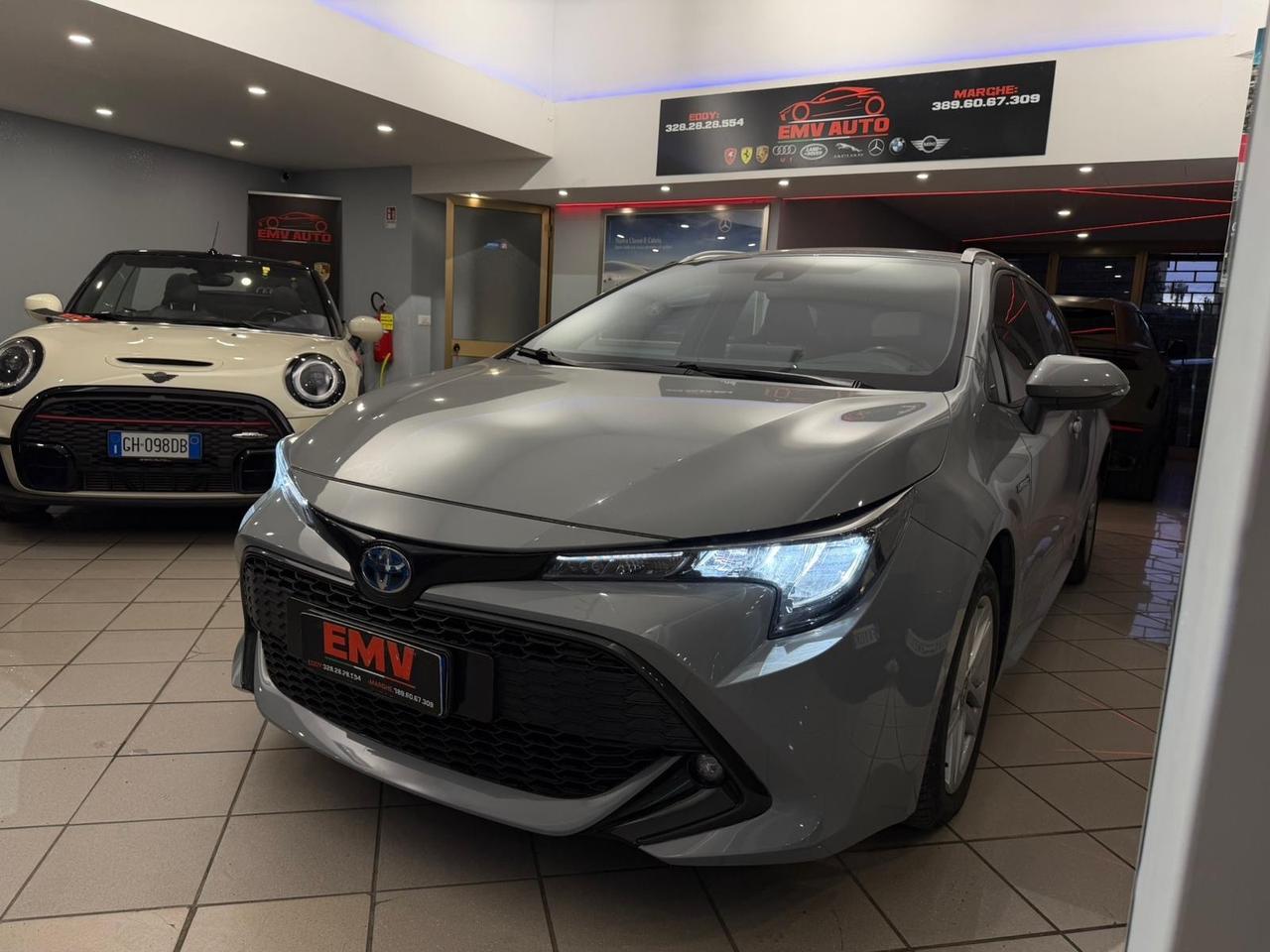 Toyota Corolla Touring Sports 1.8 Hybrid Business Tech