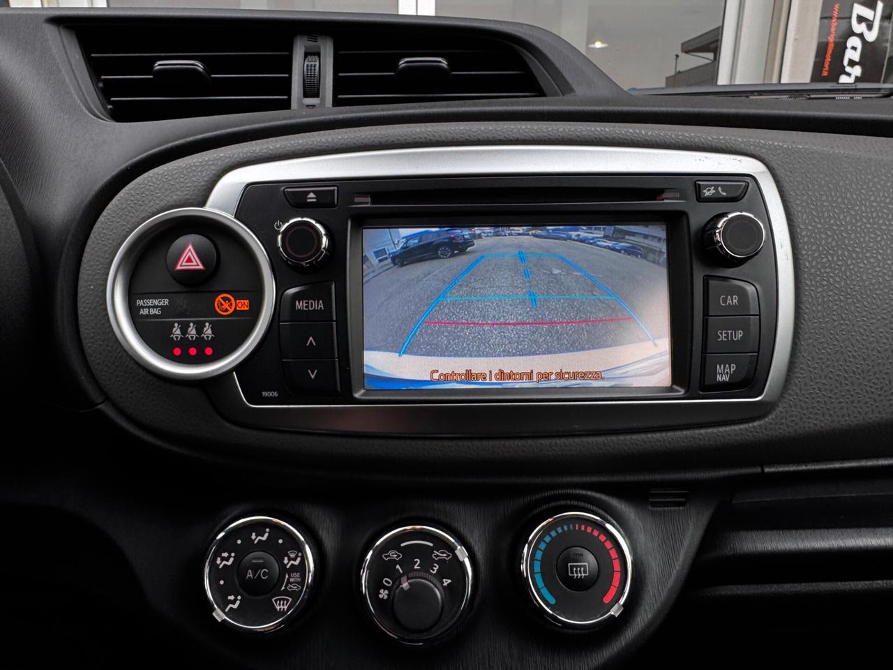 Toyota Yaris 1.4 D-4D 5 porte Active, Telecamera