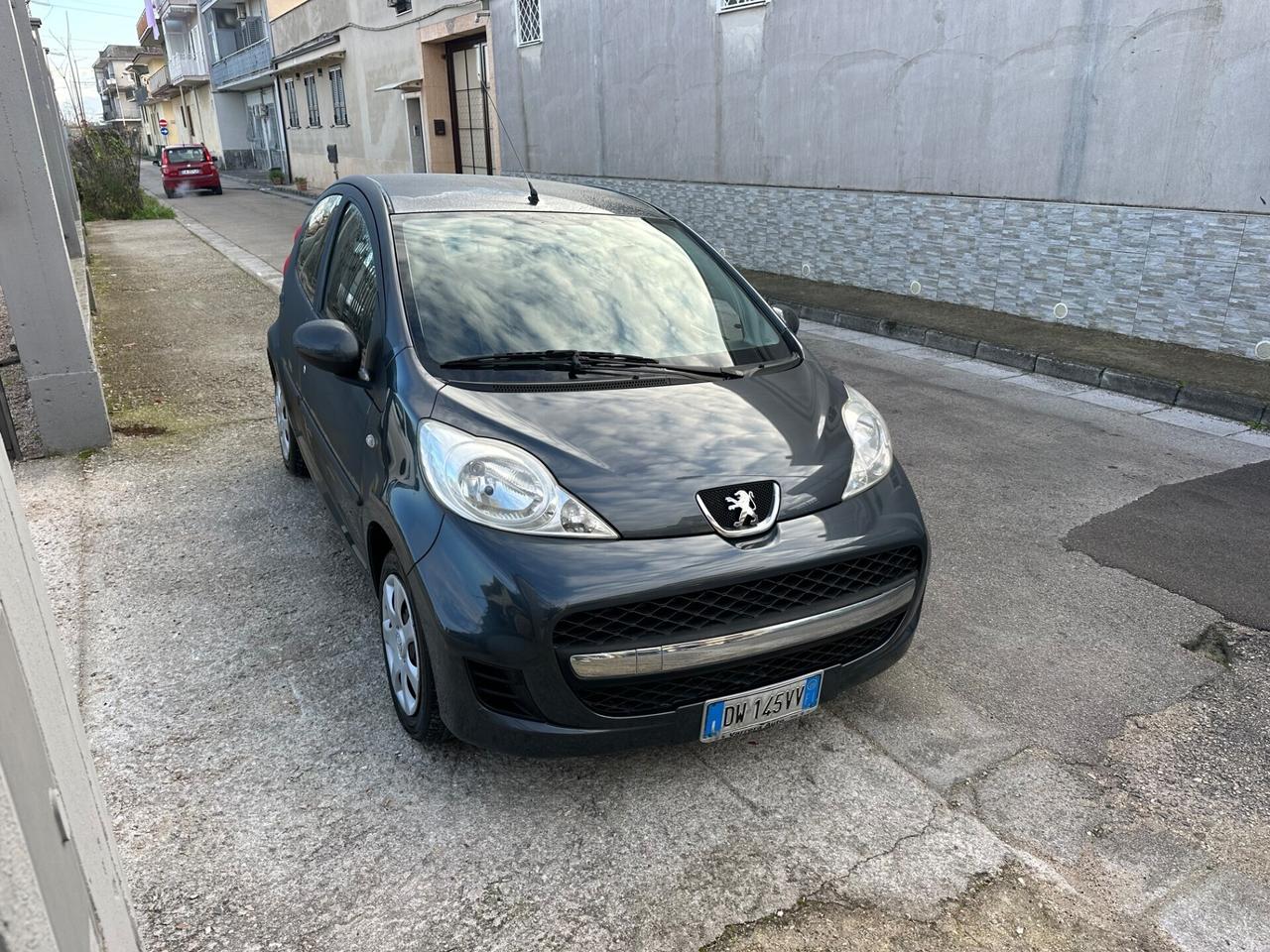 Peugeot 107 1.0 68CV 5p. Sweet Years Km 117.000