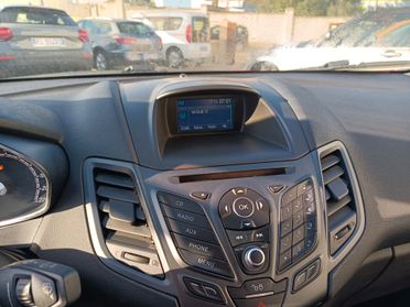 Ford Fiesta 1.4 3p. Bz.- GPL Titanium