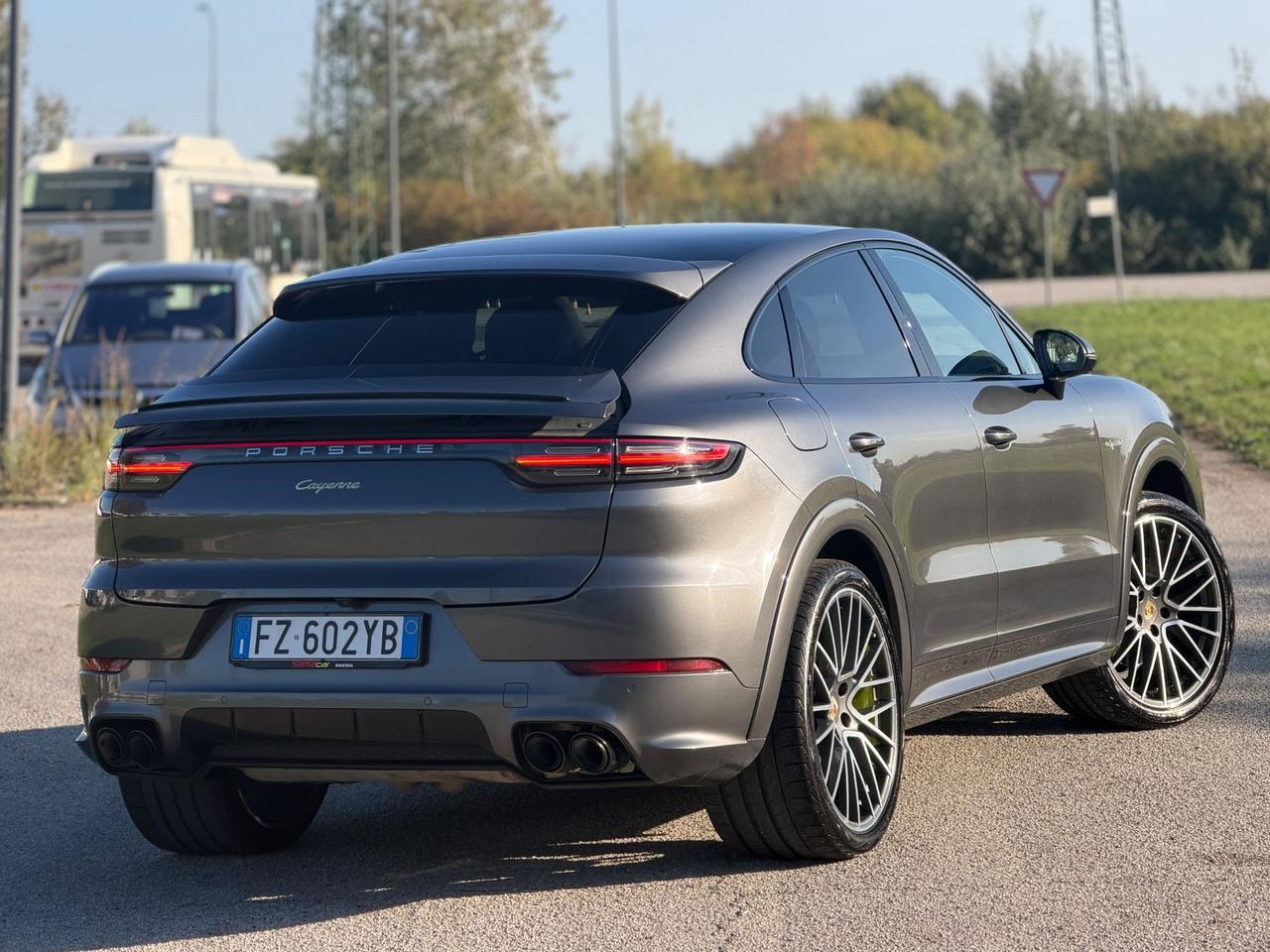 Porsche Cayenne Coupé 3.0 V6 E-Hybrid