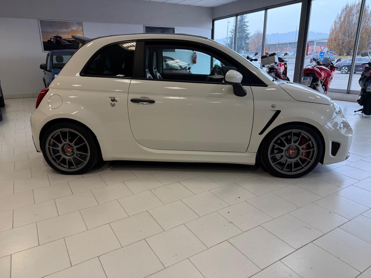 Abarth 595 C 1.4 Turbo T-Jet 160 CV MTA Step 3