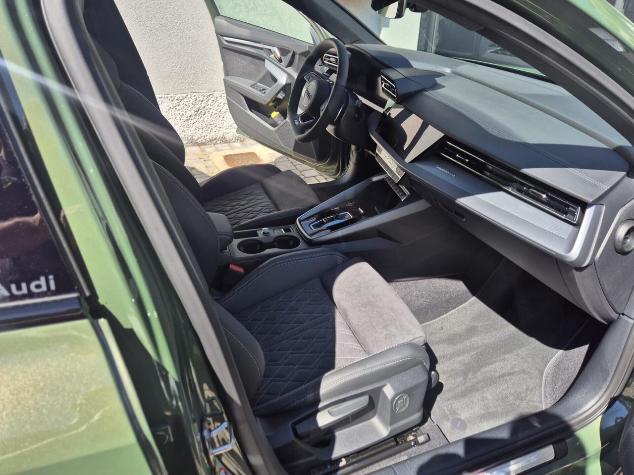 Audi S3 Sportback 2.0 tfsi quattro s-tronic 333CV