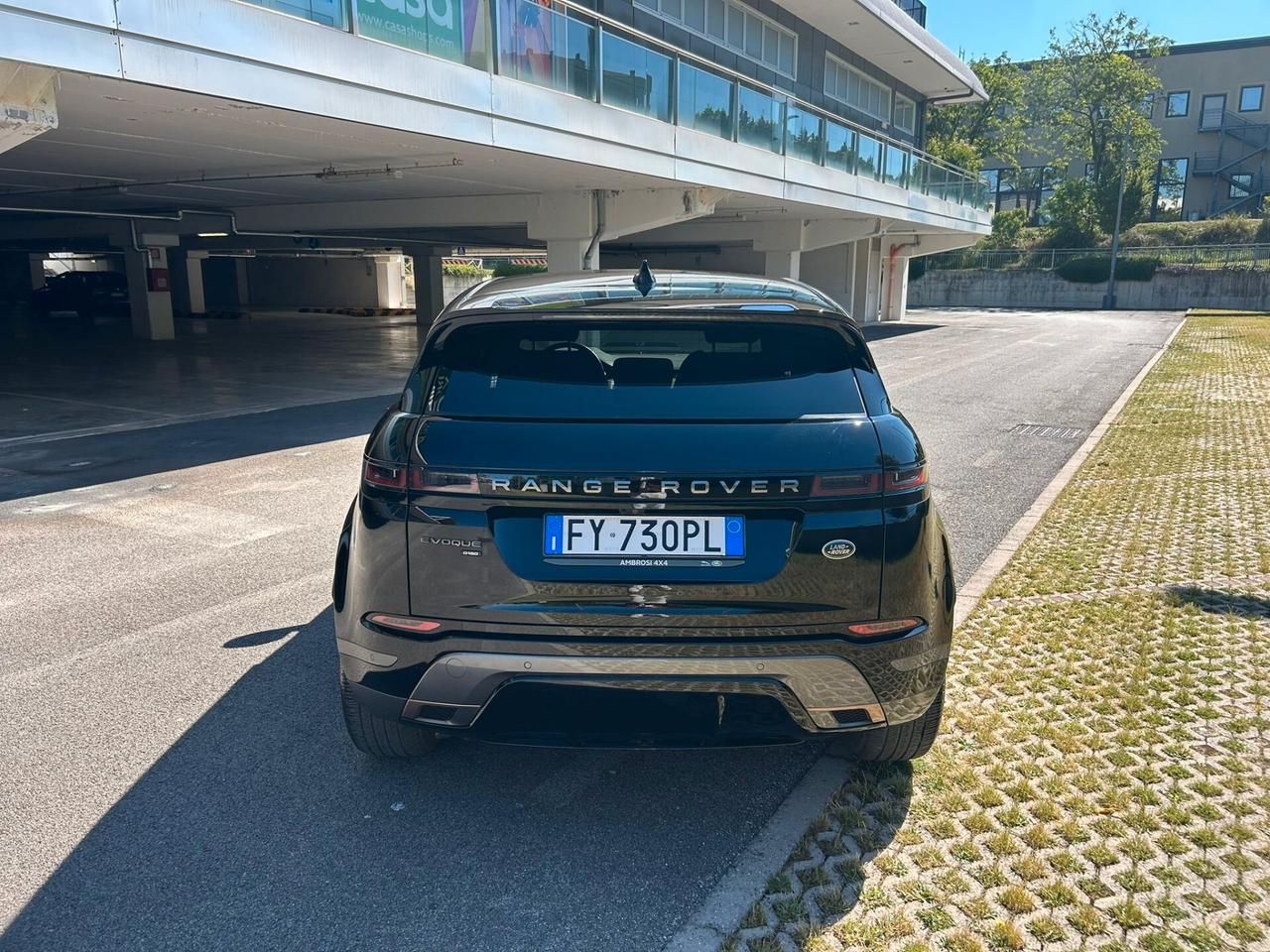 Range Rover Evoque 2.0D I4-L.Flw 150 CV R-Dynamic