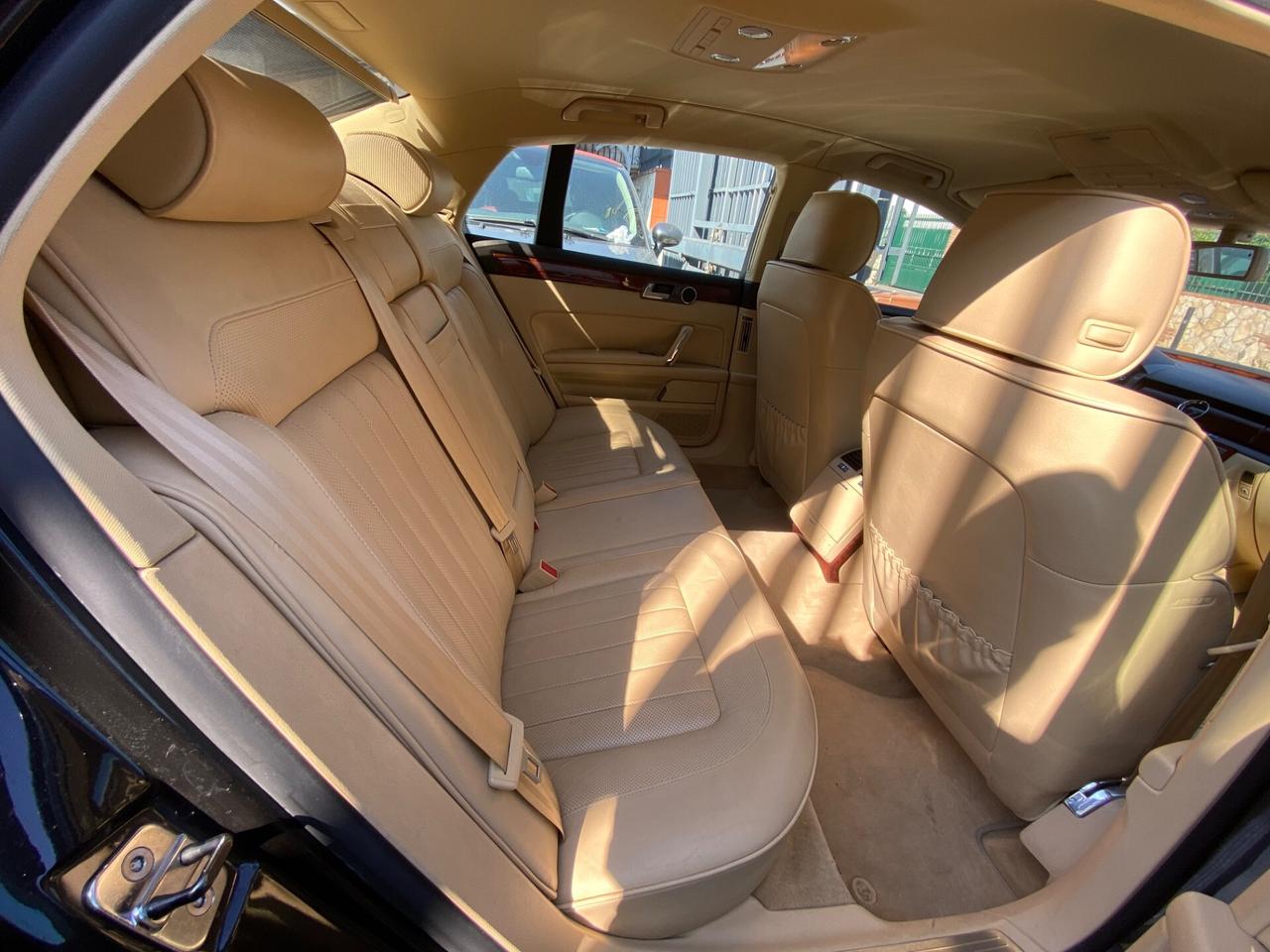 Volkswagen Phaeton 3.0 V6 TDI DPF 4mot. tip. 5 posti automatica