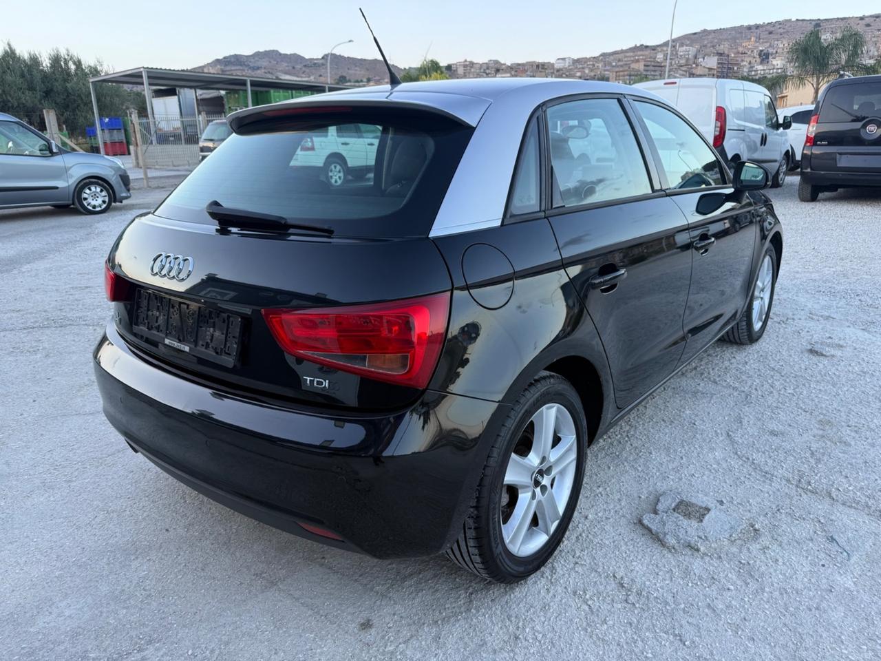 Audi A1 SPB 1.6 TDI 105 cv Ambition 2014