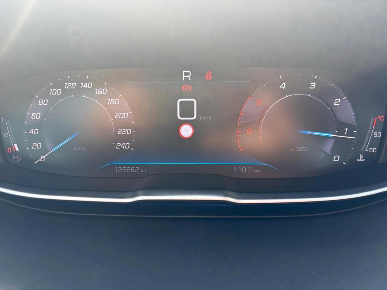 Peugeot 3008 BlueHDi 130 S&S EAT8 Allure