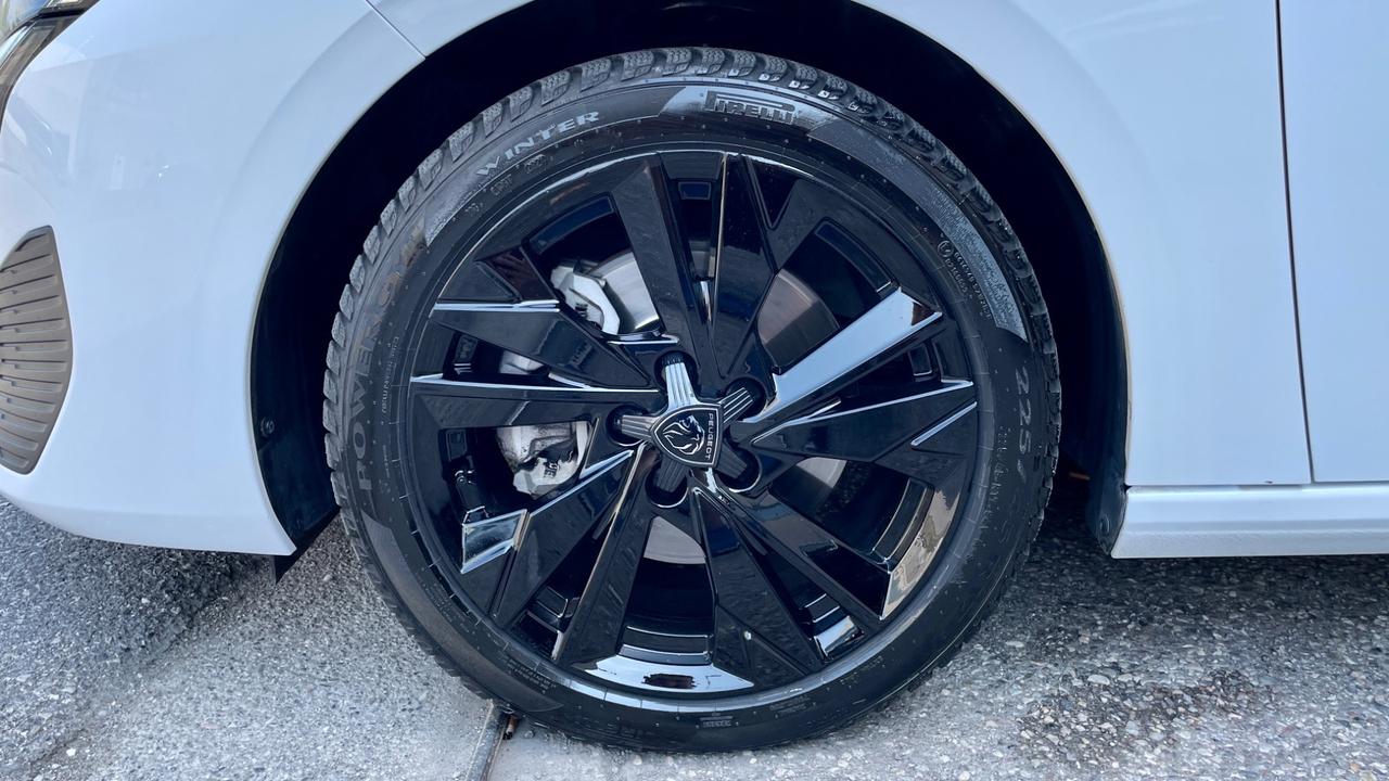 PEUGEOT 308 BLUEHDI 1.5 EAT8 ALLURE PACK 131CV - VIRTUAL COCKPIT, FULL LED, NEOPATENTATI