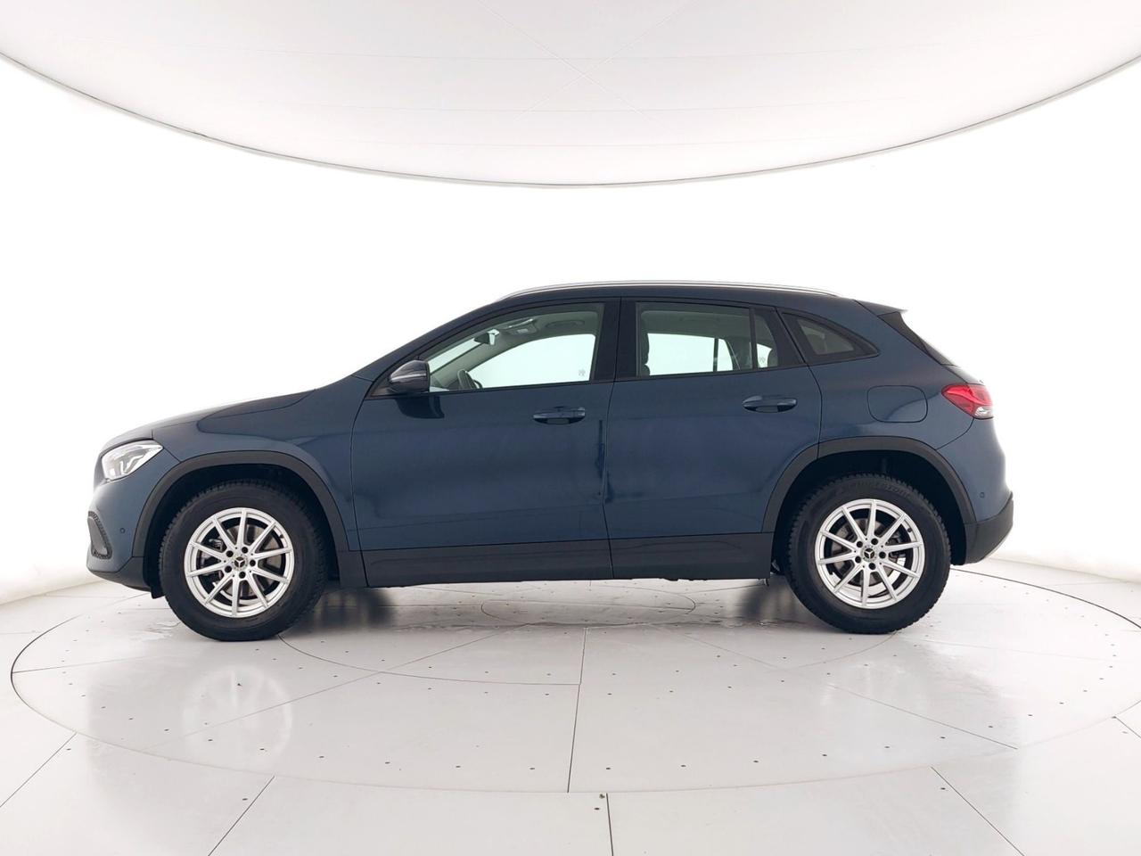 Mercedes-Benz GLA 200 d Business auto CAMERA+LED