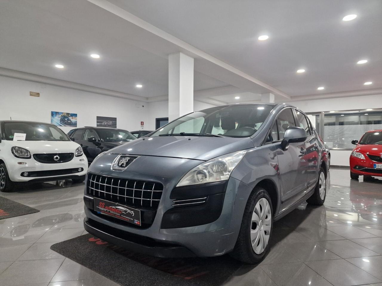 Peugeot 3008 1.6 HDi 115CV Access