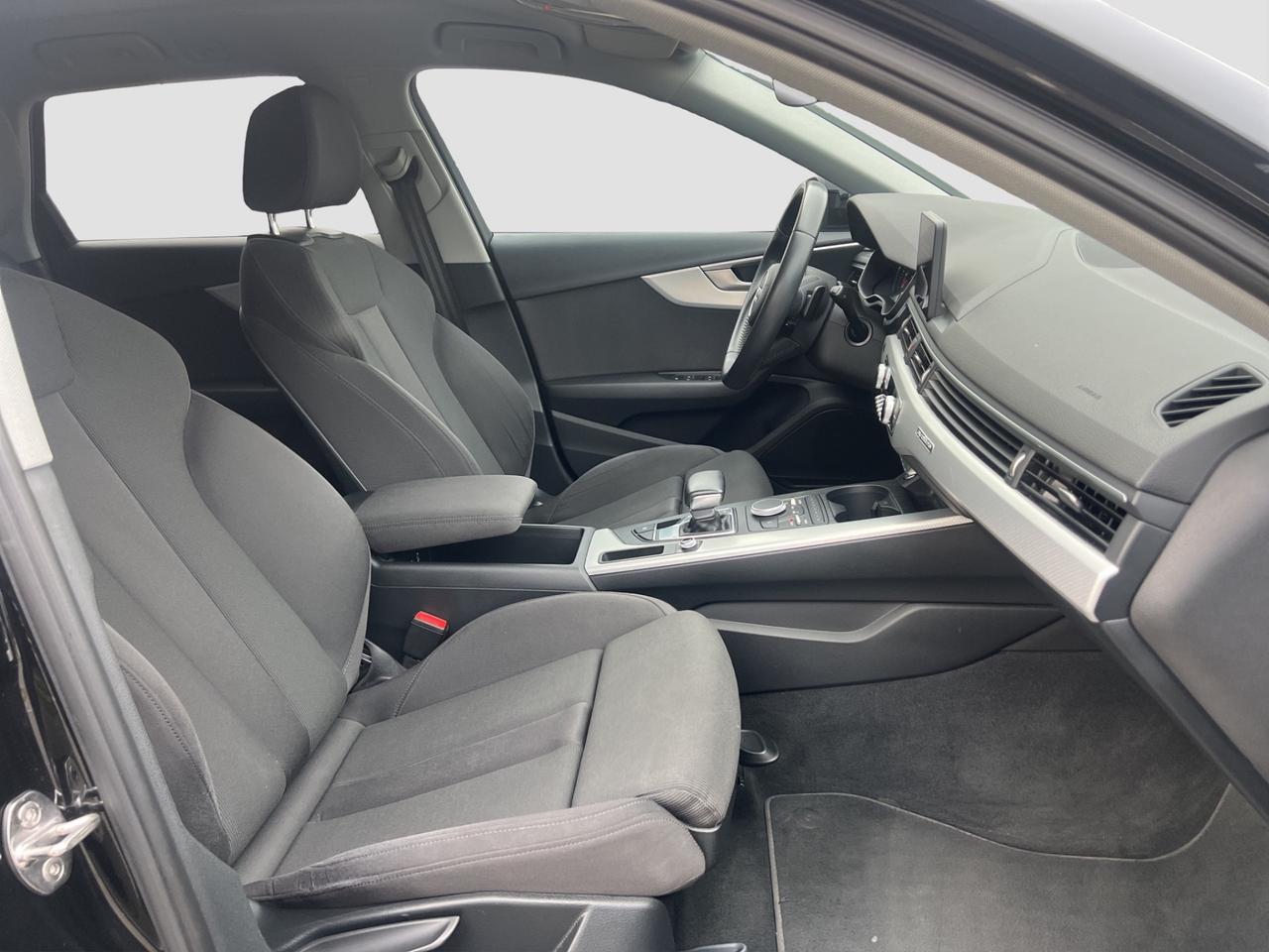 Audi A4 40 TFSI S tronic