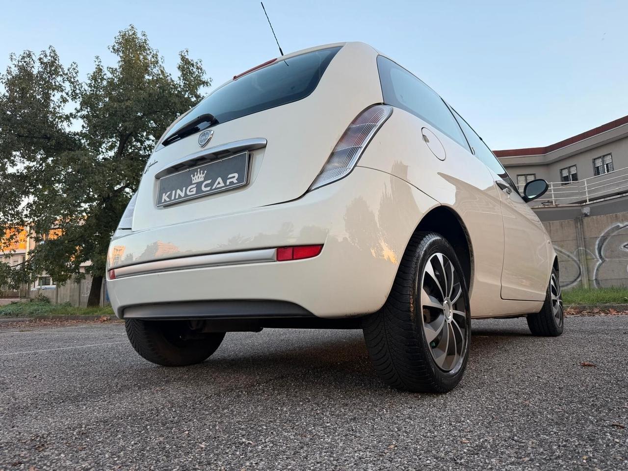 Lancia Ypsilon 1.2 Versus