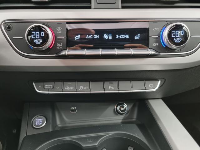 AUDI A4 Avant 45 TFSI quattro S tronic S LINE