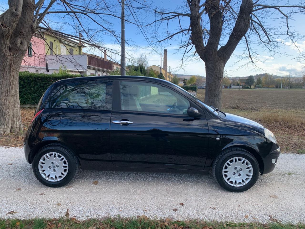 Lancia Ypsilon 1.2 Oro accessoriata
