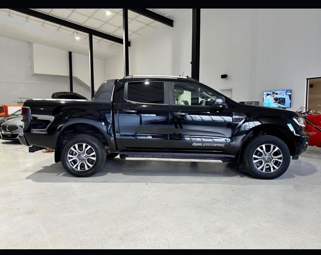 Ford Ranger 2.0 TDCi aut. 213CV DC Wildtrak 5 posti Restyling