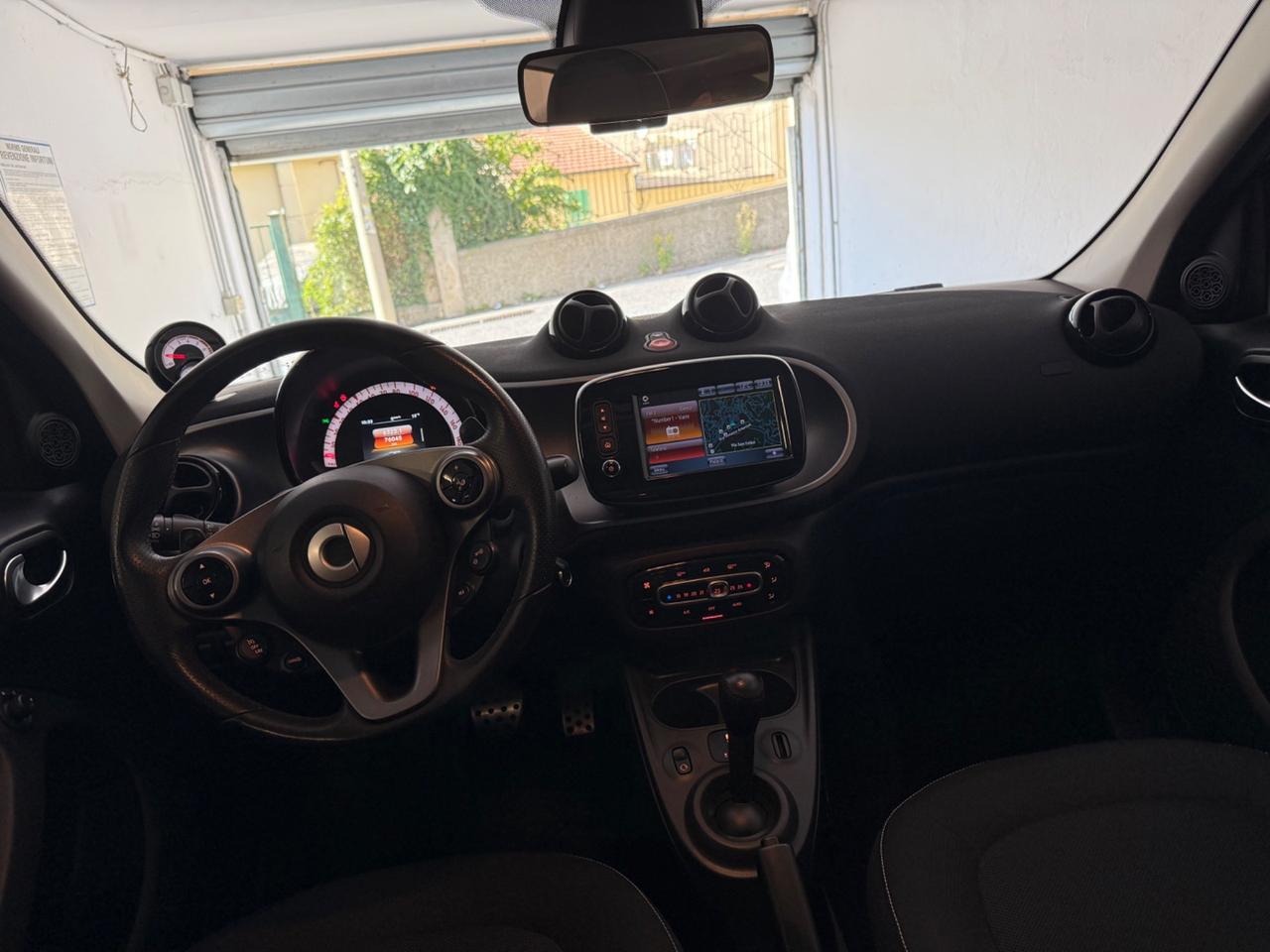 Smart ForFour 90 0.9 Turbo twinamic Nightview red